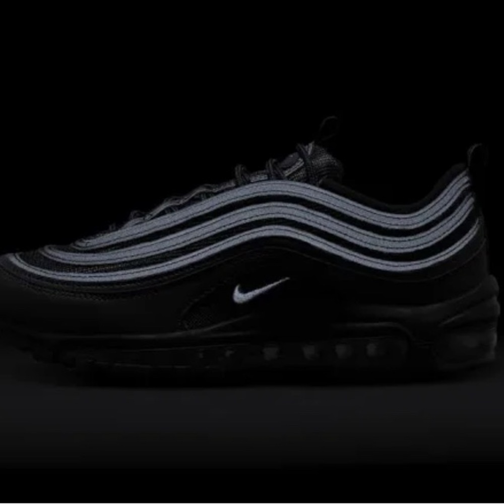 Womens Nike Air Max 97 Black Metallic Silver - Picture 4 of 8